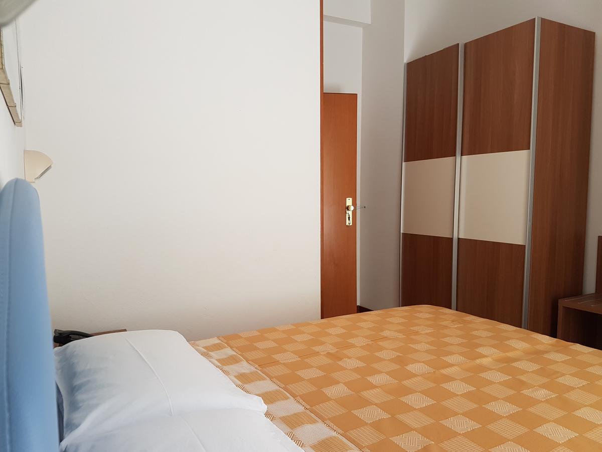 Hotel La Falena 切尔维亚 外观 照片