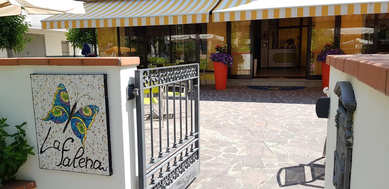 Hotel La Falena 切尔维亚 外观 照片